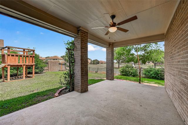2014 Foxgate Drive, Rosenberg, TX 77471