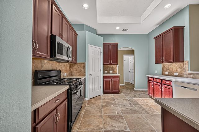 2014 Foxgate Drive, Rosenberg, TX 77471