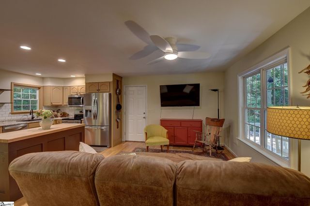 2011 Ridgeview Lane, Seneca, SC 29678