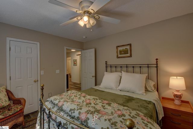 2011 Ridgeview Lane, Seneca, SC 29678