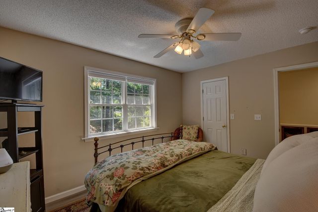 2011 Ridgeview Lane, Seneca, SC 29678