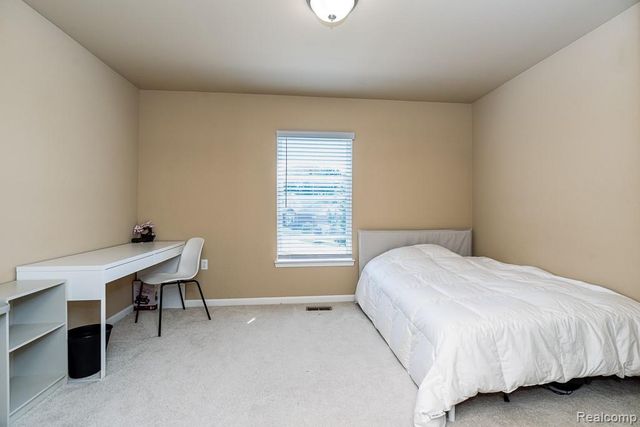 2230 Palmetto, Commerce Twp, MI 48382