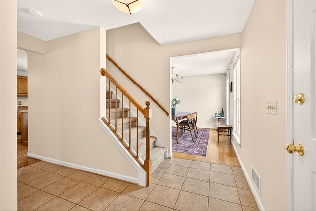 681 Northbrook Way, Webster, NY 14580