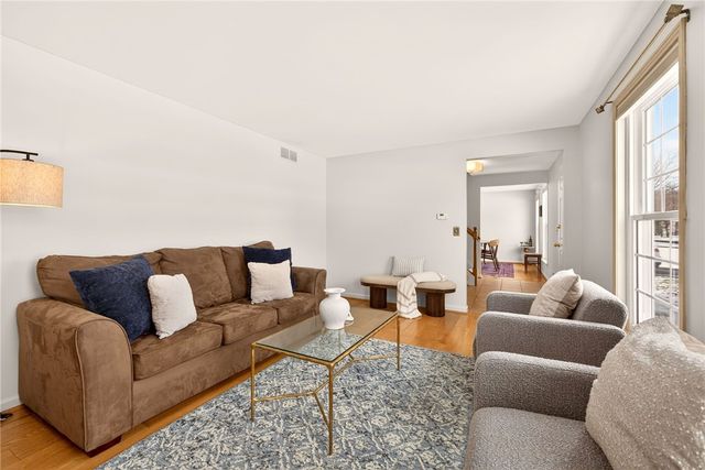 681 Northbrook Way, Webster, NY 14580