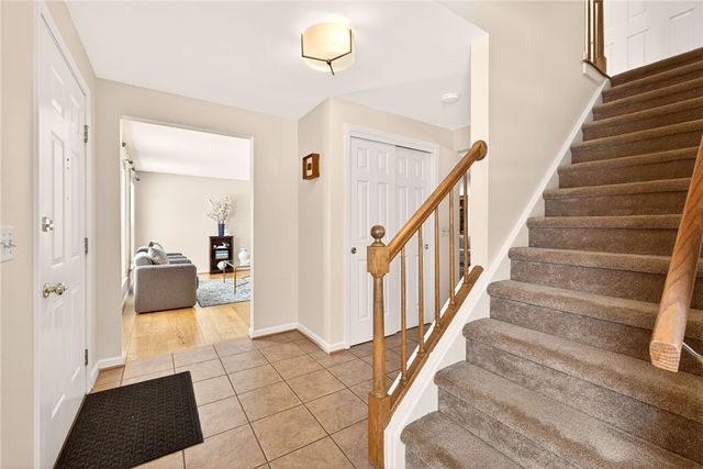 681 Northbrook Way, Webster, NY 14580