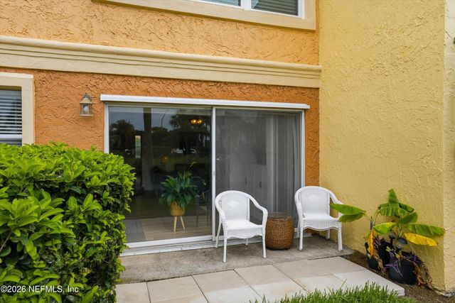 204 LAGUNA VILLAS Boulevard A11, Jacksonville Beach, FL 32250