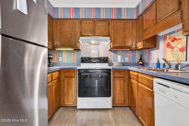 258 W Second Street 4c, Ocean Isle Beach, NC 28469