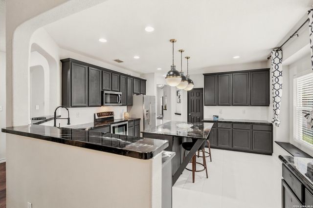 7662 PRESIDIO CRST, Boerne, TX 78015