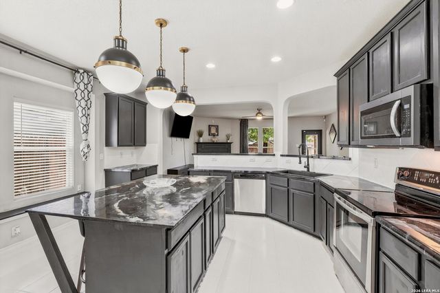 7662 PRESIDIO CRST, Boerne, TX 78015