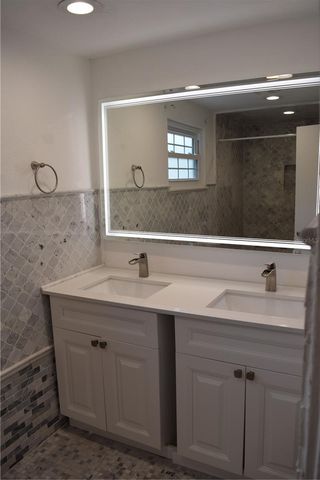 2690 64TH PLACE N, St Petersburg, FL 33702