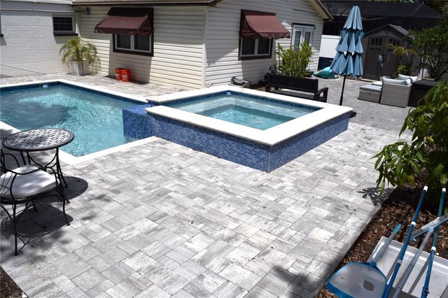 2690 64TH PLACE N, St Petersburg, FL 33702