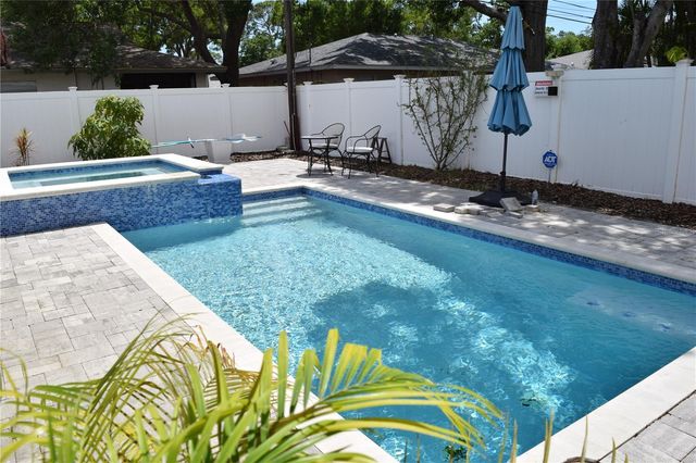 2690 64TH PLACE N, St Petersburg, FL 33702