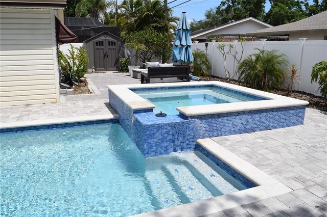 2690 64TH PLACE N, St Petersburg, FL 33702