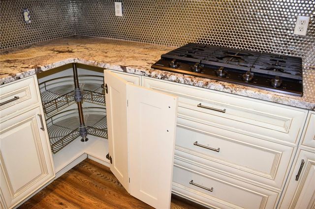 2690 64TH PLACE N, St Petersburg, FL 33702
