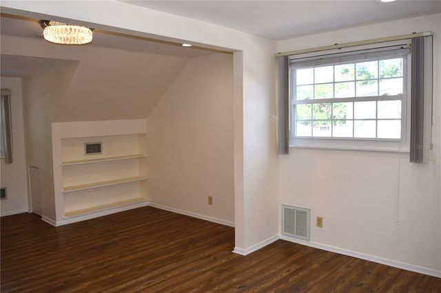 2690 64TH PLACE N, St Petersburg, FL 33702