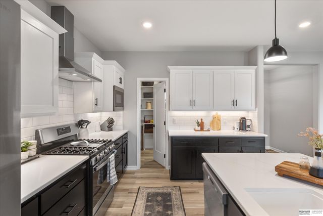 11057 N 171st Street, Bennington, NE 68007