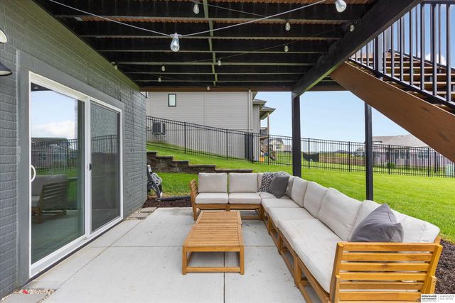 11057 N 171st Street, Bennington, NE 68007