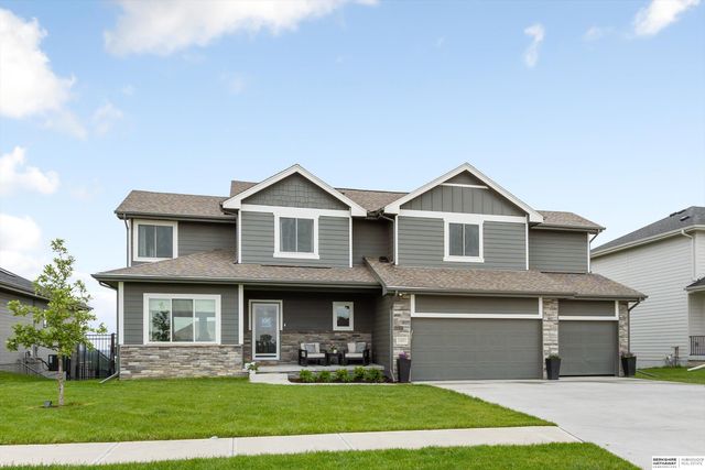 11057 N 171st Street, Bennington, NE 68007