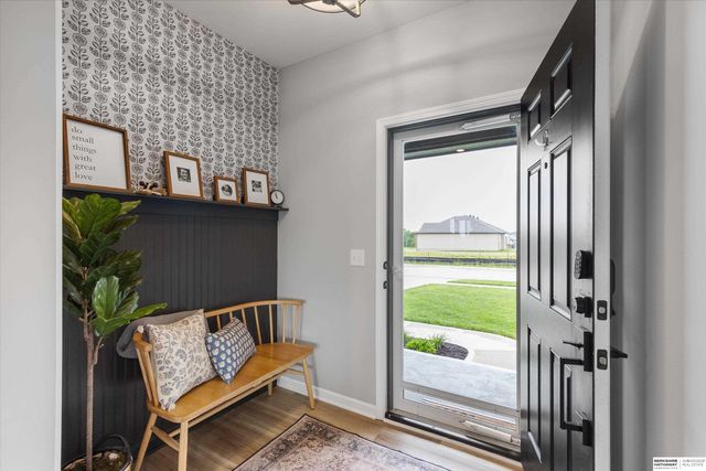 11057 N 171st Street, Bennington, NE 68007