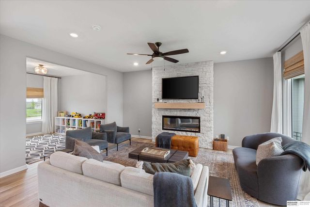 11057 N 171st Street, Bennington, NE 68007