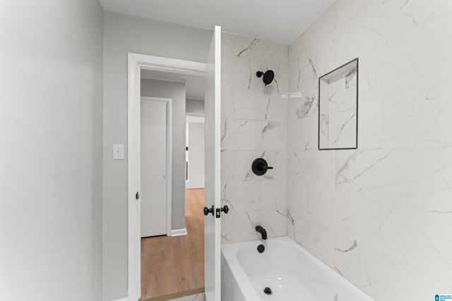 3034 DEVON ROAD, Hueytown, AL 35023