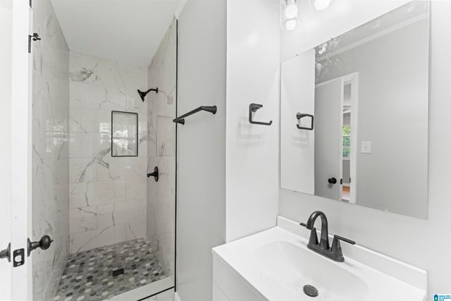 3034 DEVON ROAD, Hueytown, AL 35023