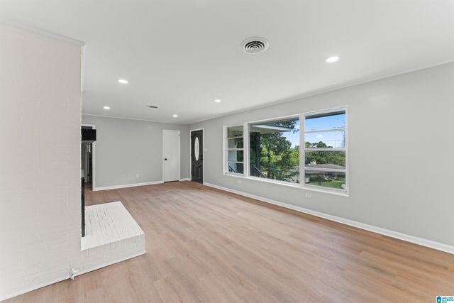 3034 DEVON ROAD, Hueytown, AL 35023