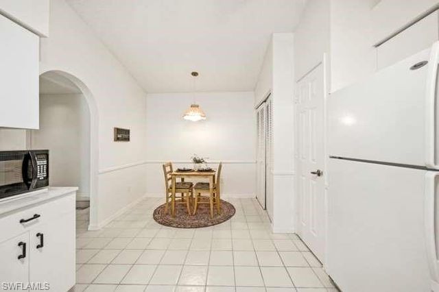 1040 Marblehead DR N2, Naples, FL 34104