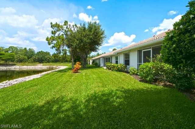 1040 Marblehead DR N2, Naples, FL 34104