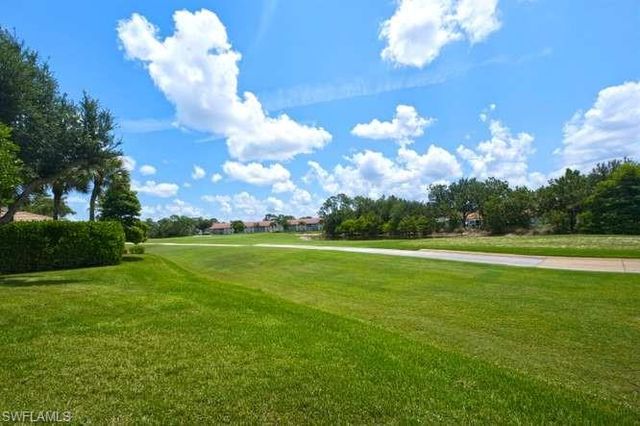 1040 Marblehead DR N2, Naples, FL 34104