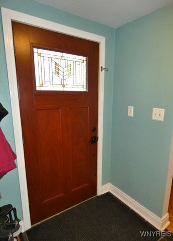 3685 South Hill Road, Hamburg, NY 14075