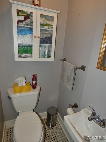 3685 South Hill Road, Hamburg, NY 14075