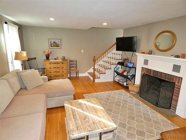 3685 South Hill Road, Hamburg, NY 14075