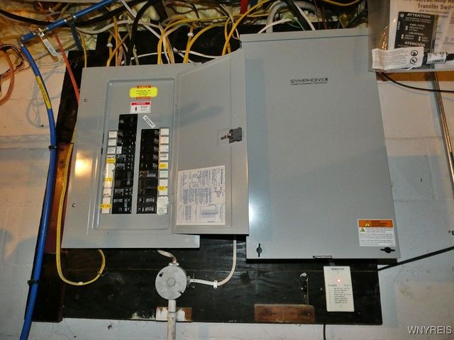 3685 South Hill Road, Hamburg, NY 14075