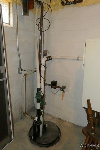 3685 South Hill Road, Hamburg, NY 14075