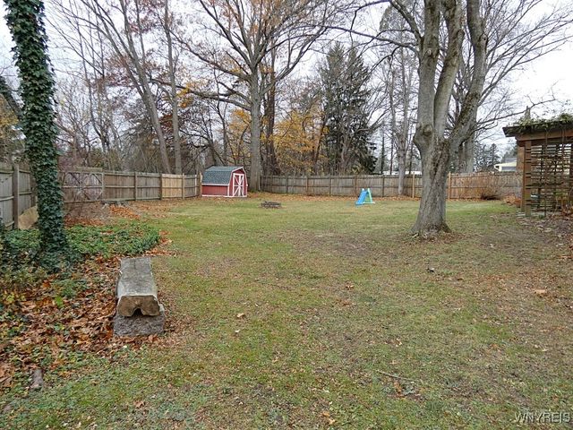3685 South Hill Road, Hamburg, NY 14075