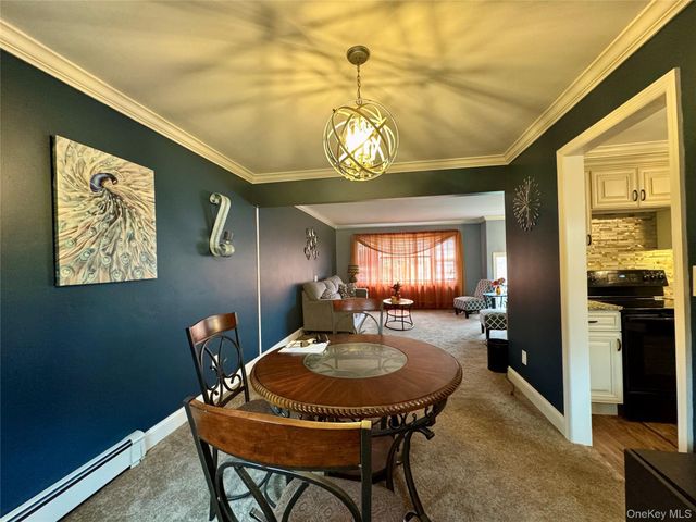 160 Lincoln Boulevard, Hauppauge, NY 11788