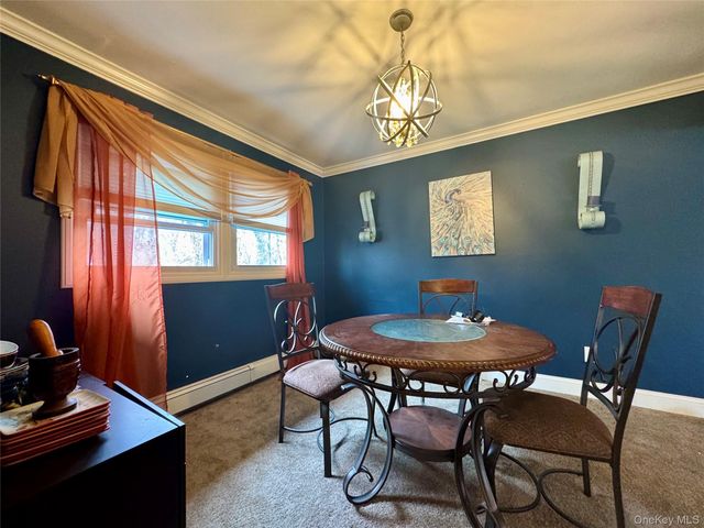 160 Lincoln Boulevard, Hauppauge, NY 11788