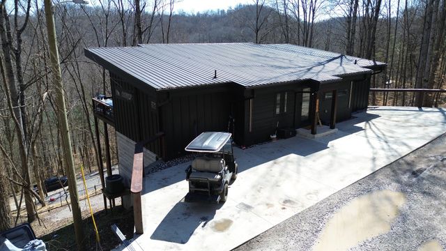 178 Mullican Dr, Smithville, TN 37166