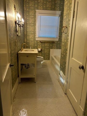 1205 Magnolia Ave, Dothan, AL 36301