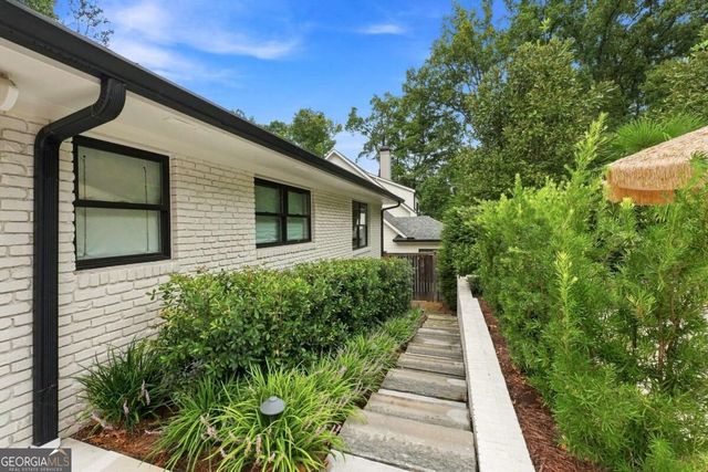 3125 Wood Valley Road NW, Atlanta, GA 30327