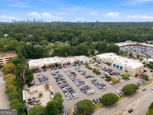3125 Wood Valley Road NW, Atlanta, GA 30327