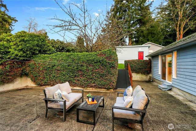 13544 37th Ave NE, Seattle, WA 98125