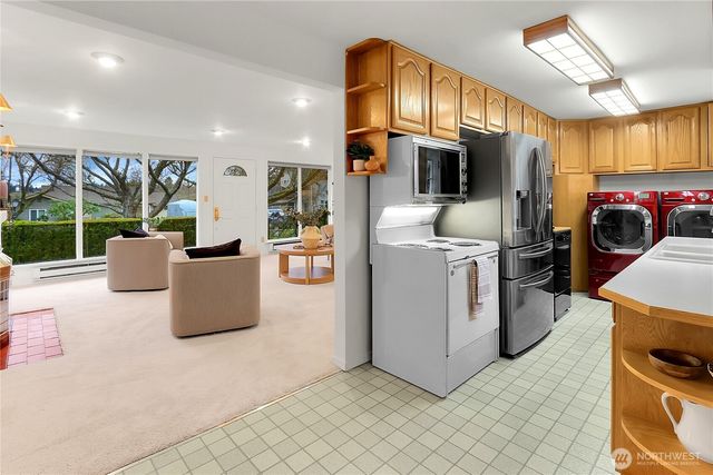 13544 37th Ave NE, Seattle, WA 98125