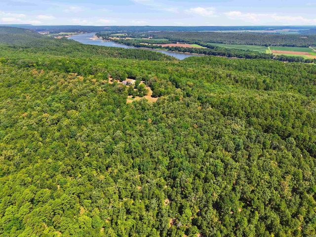 151 E Southridge Road, Bigelow, AR 72016