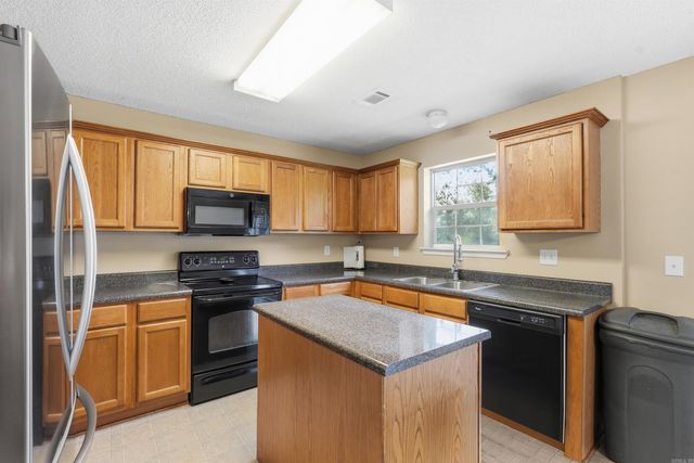 151 E Southridge Road, Bigelow, AR 72016