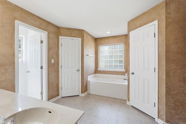 151 E Southridge Road, Bigelow, AR 72016