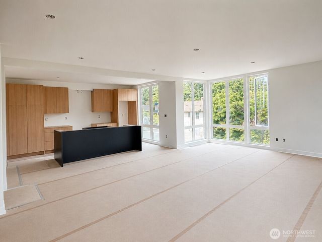 5301 49th Avenue SW, Seattle, WA 98136
