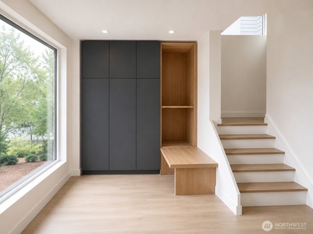 5301 49th Avenue SW, Seattle, WA 98136