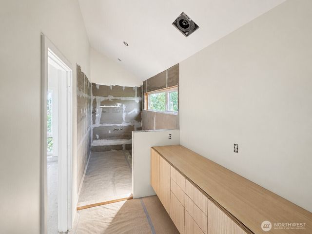5301 49th Avenue SW, Seattle, WA 98136